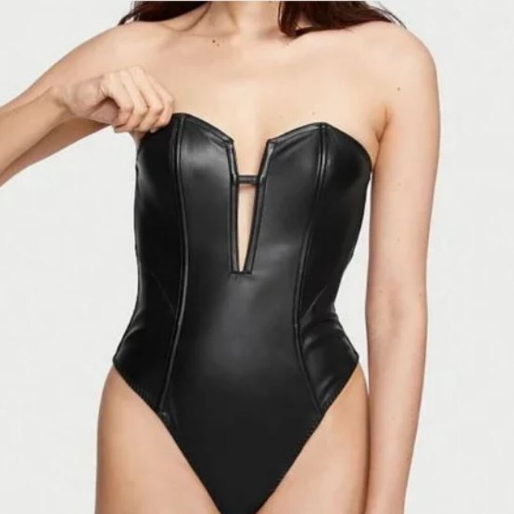 victoria's secret vegan leather fishnet thong bodysuit bustier small